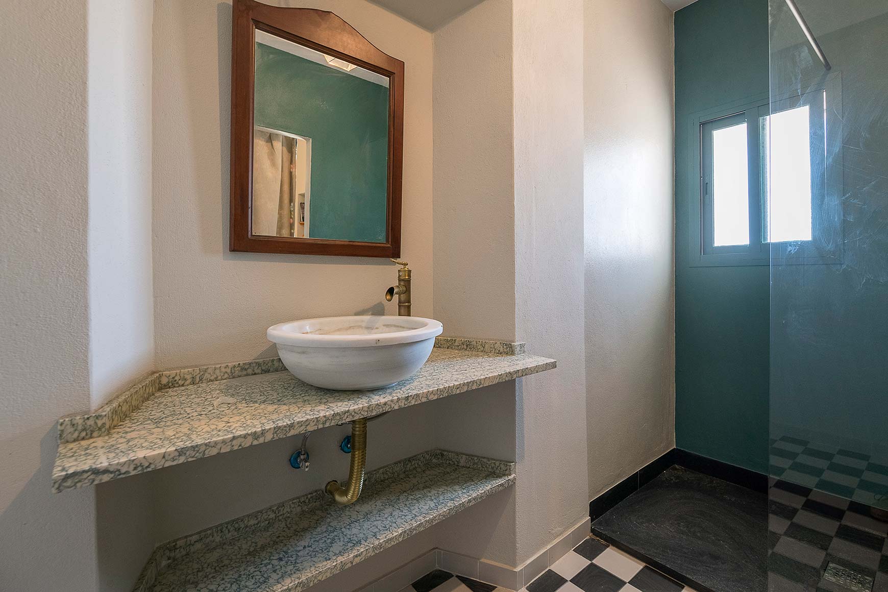 Habitación doble con baño